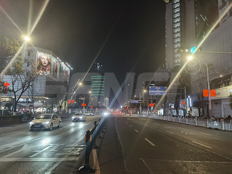 夜間道路照明,為城市居民帶來更多便利